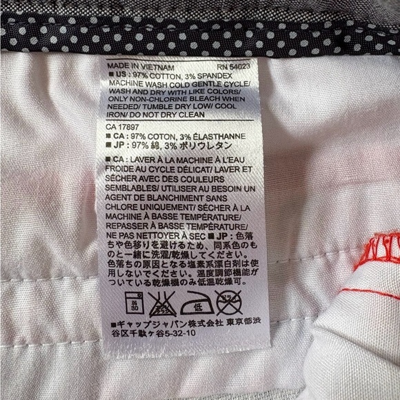 NWOT, Babana Republic, Hampton Fit Shorts, Size 4, Red, White & Black - Picture 4 of 9